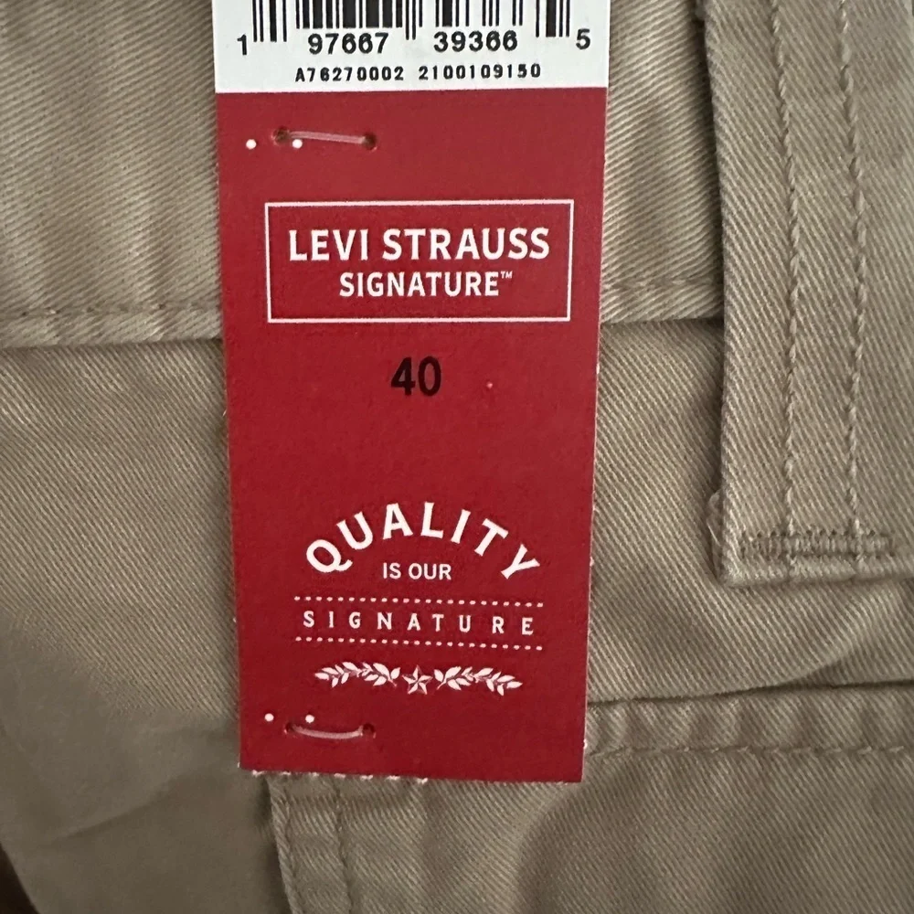Levi Beige Cargo Shorts